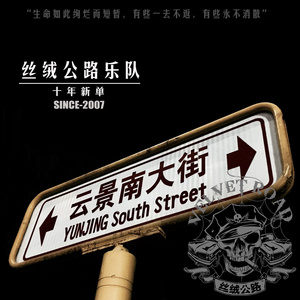 女人裸双乳被老头夹奶电影
