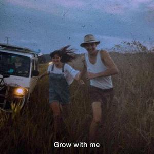 女人裸双乳被老头夹奶电影
